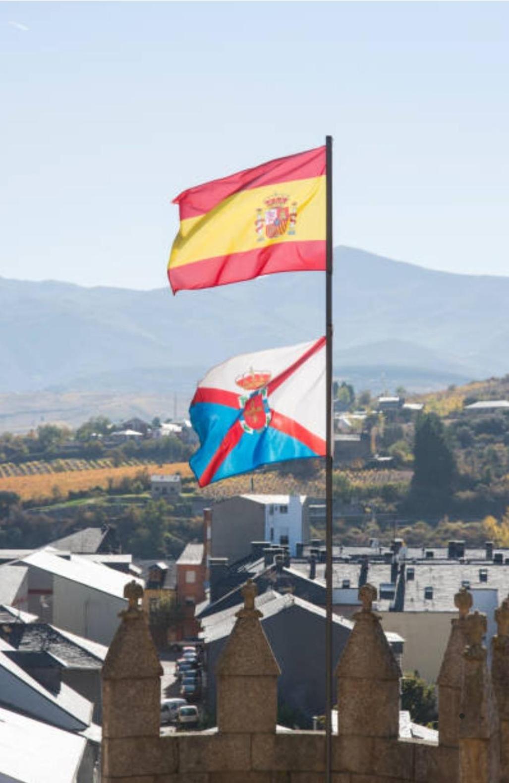 El Silencio De Galadhrim Apartment Ponferrada Luaran gambar